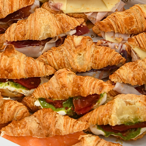 Bandeja Mini croissants salados