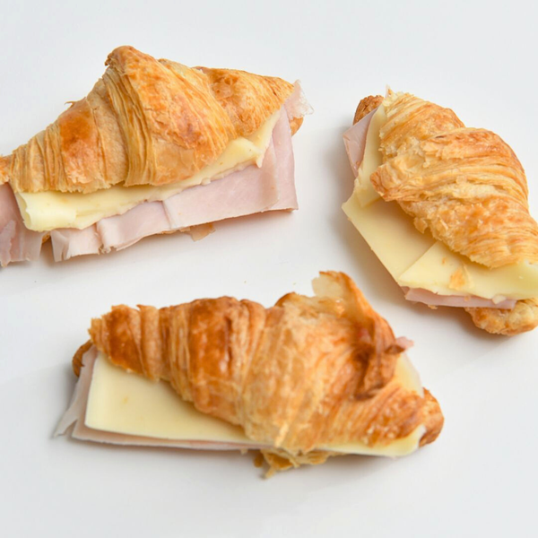 Bandeja Mini croissants salados