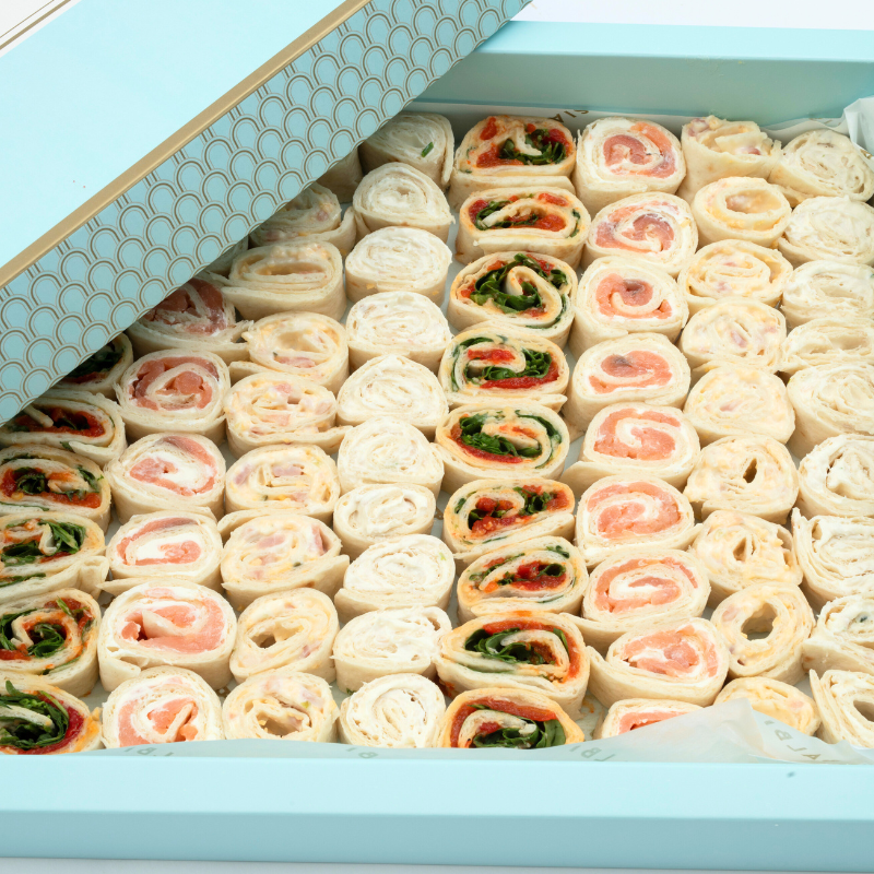 Bandeja de Mini wraps variados | Catering para empresas y particulares ...