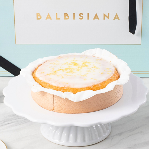 Caja Regalo de Flores y Dulces