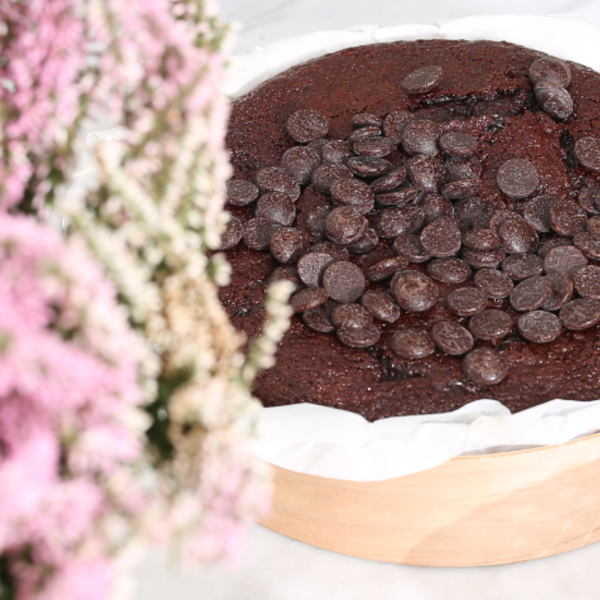 Caja Regalo de Flores y Dulces