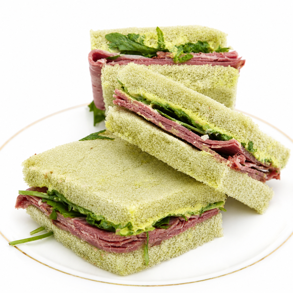 Bandeja de sándwiches dobles premium