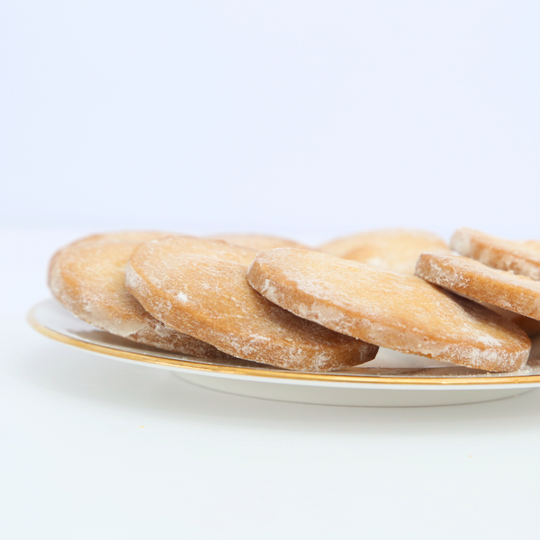 Caja Regalo de Flores y Dulces
