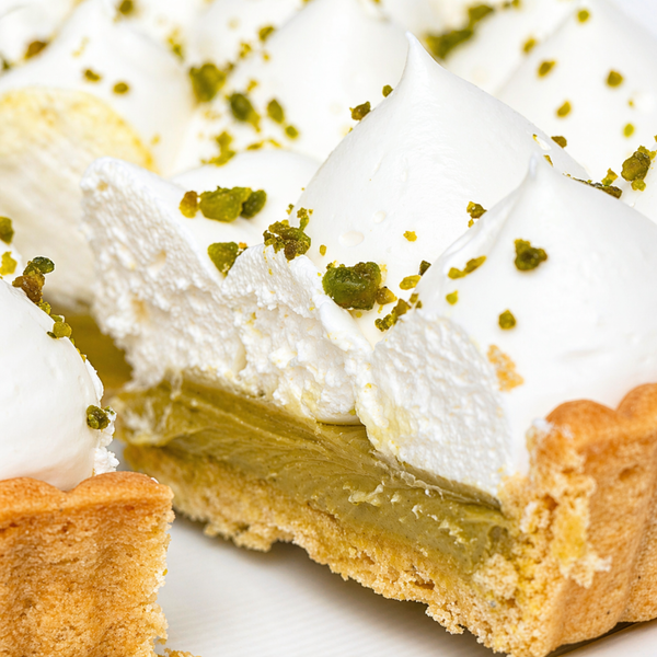 Tarta de pistacho y chocolate blanco