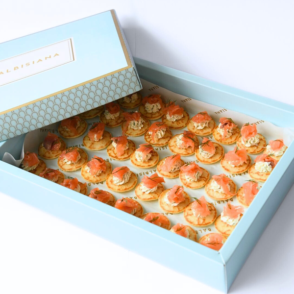 Bandeja Blinis de salmón